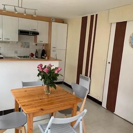 Avec Jardin - 3chambres 아파트